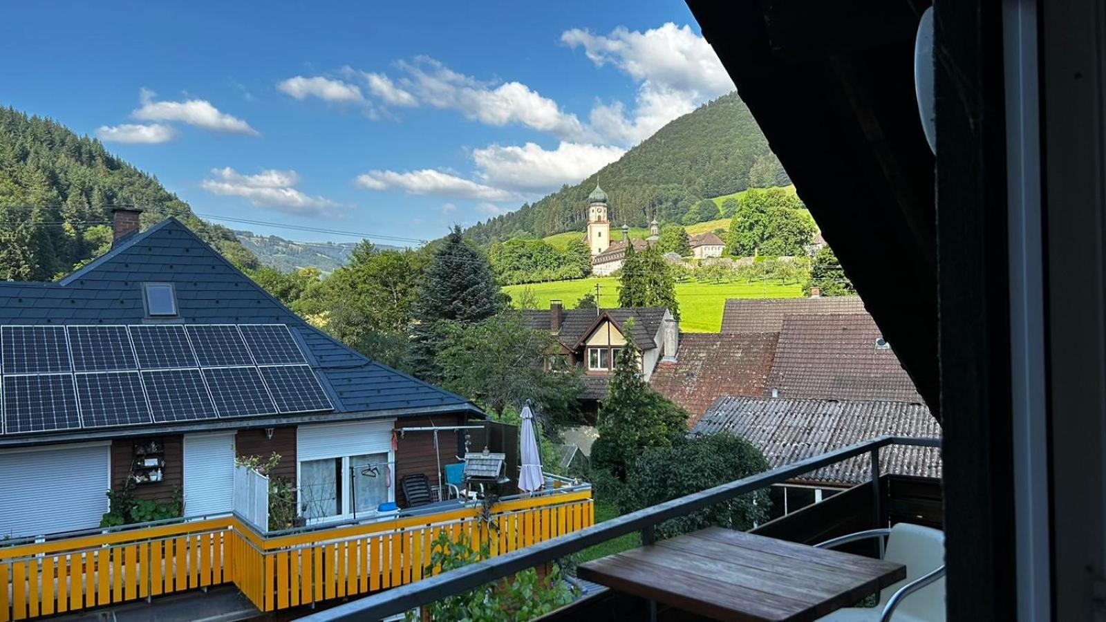 Ferienzimmer Bergblick Münstertal المظهر الخارجي الصورة